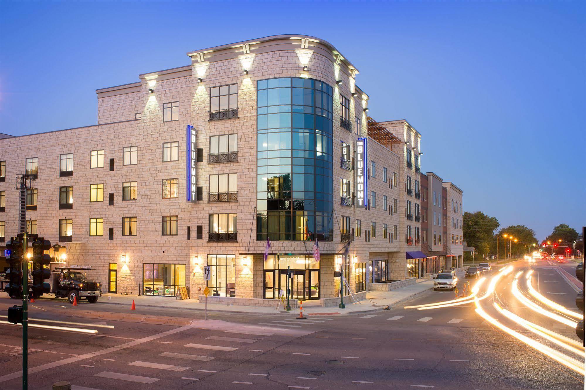 Bluemont Hotel Manhattan Exterior photo