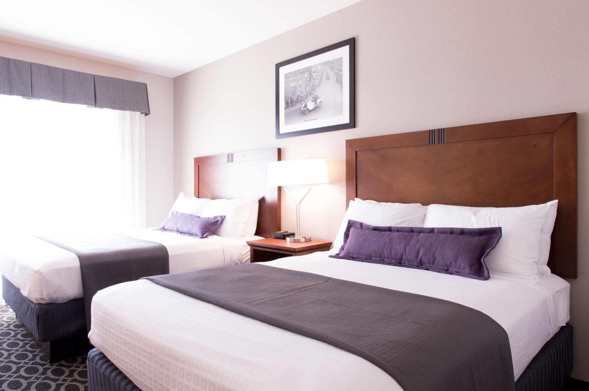 Bluemont Hotel Manhattan Exterior photo