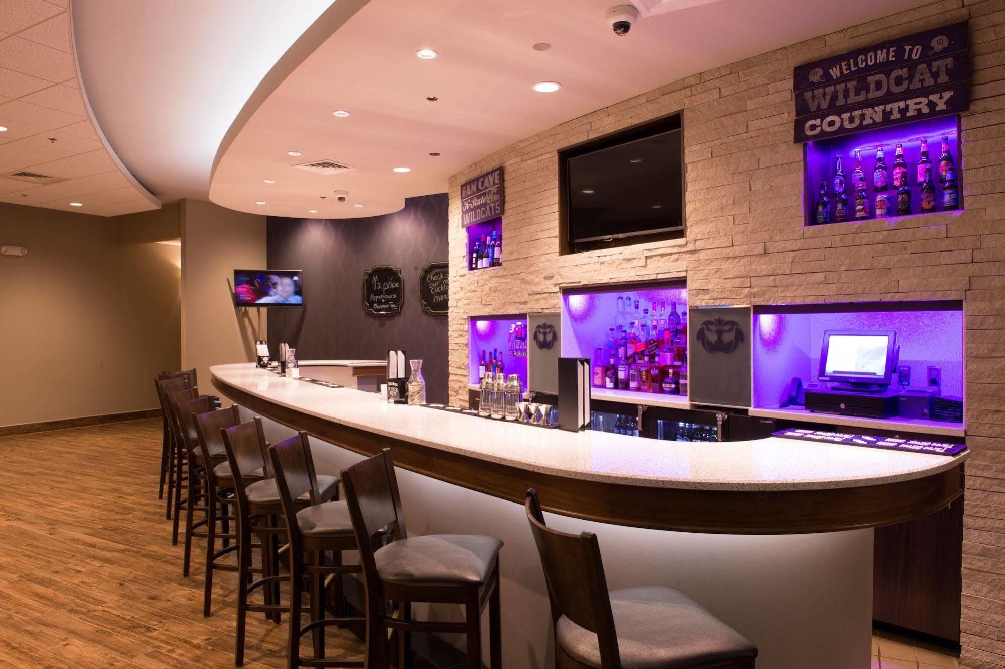 Bluemont Hotel Manhattan Exterior photo